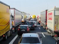 Il trasporto merci deve essere trasferito su rotaia
