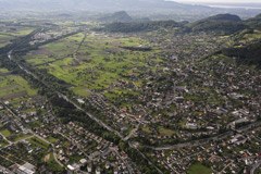 Landschaftszersiedlung bis in die Alpentäler hinein