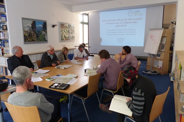 Internationaler Stopp für flächenhafte Erweiterung von Skigebieten gefordert!