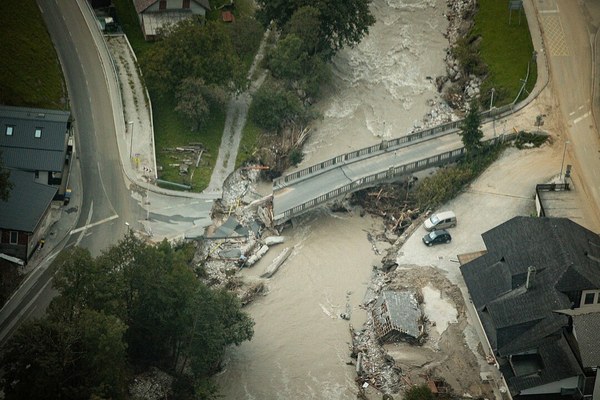 Land unter in den Bergen