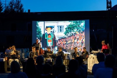 Urban life in the countryside