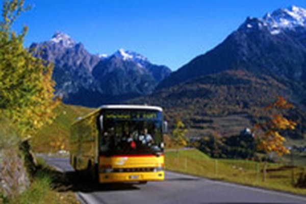 Deregulation of public services accentuates regional polarisation in Switzerland's alpine regions