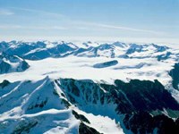 Agrandissement de domaines skiables sur les glaciers au Tyrol