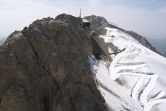 Un tribunal italien inflige une condamnation pour les dégâts causés au glacier de la Marmolada