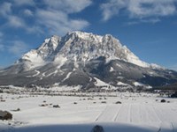 Un tunnel pour les skieurs sous le Zugspitze