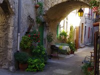 Nuovo inizio democratico: successi e false partenze