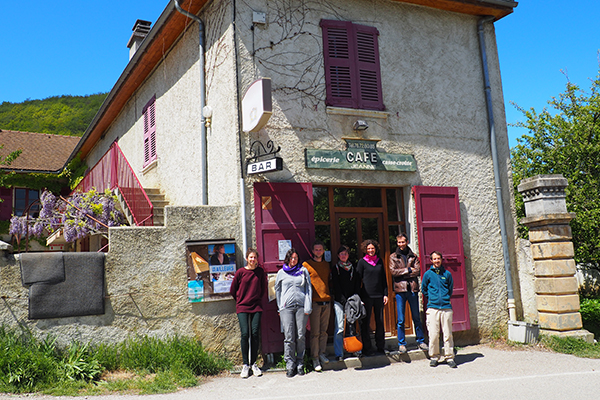 Un collettivo per la bottega del paese