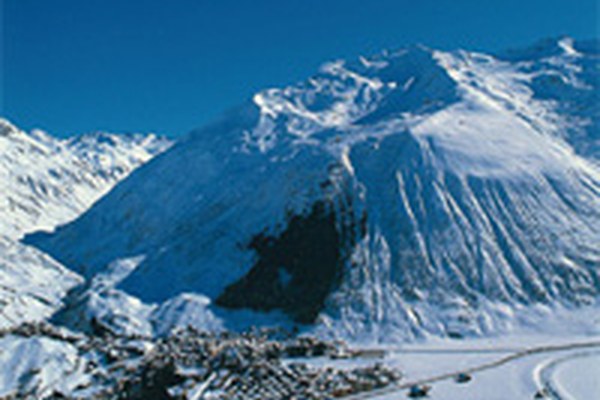 Hotelska piramida v Andermattu