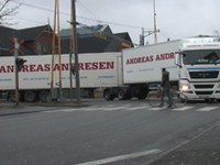 Bodo po alpskih cestah kmalu vozili megatovornjaki?