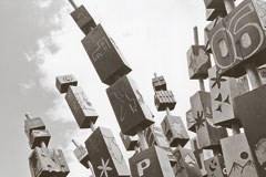 Iz središča družbe