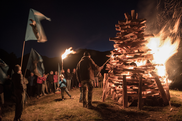 Kresovi v Alpah 2025: V znamenju 25. obletnice daljinske pešpoti Via Alpina