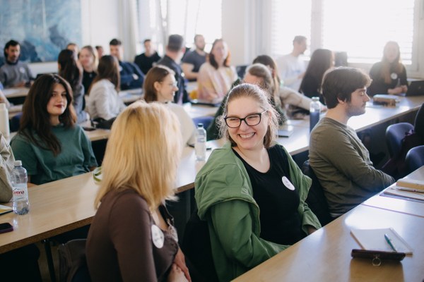 Mikrofon podnebju znova združuje mlade: v ospredju kakovost zraka in zdravje