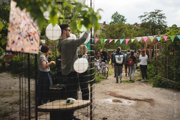 Nov razmislek o prostoru