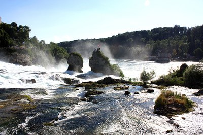 Poti in stranpoti vodne energije