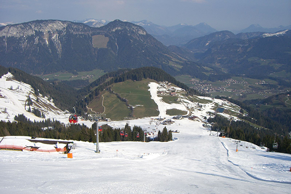 Vse manj snega v Alpah